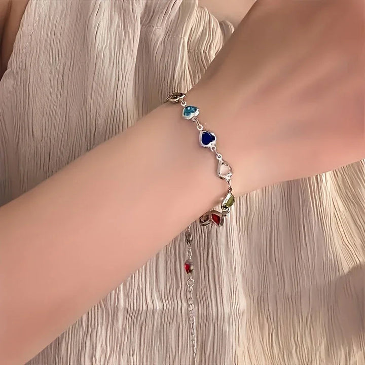 She | Unique Heart-Shaped Bracelet