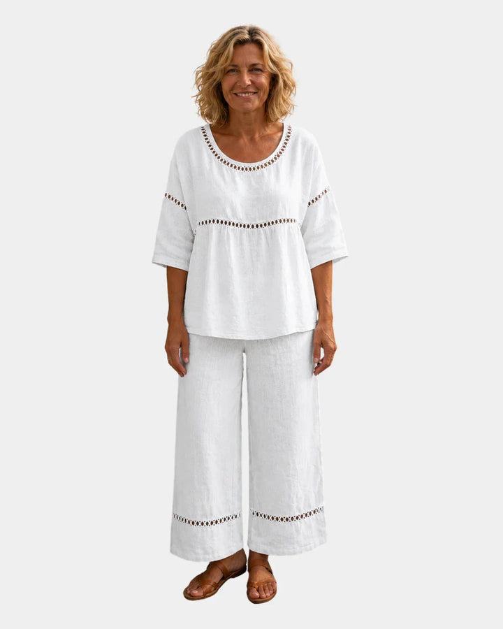 Ótimo | Conjunto fresco com blusa e calças a condizer