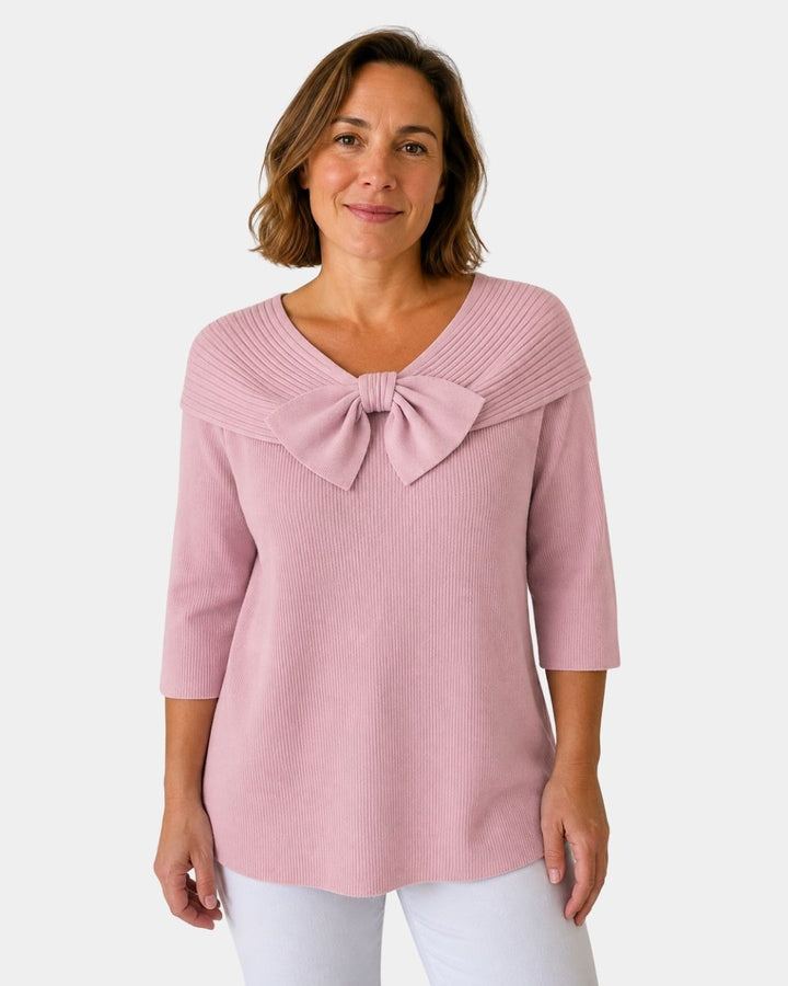 Moon | Warm and feminine pull with a knot