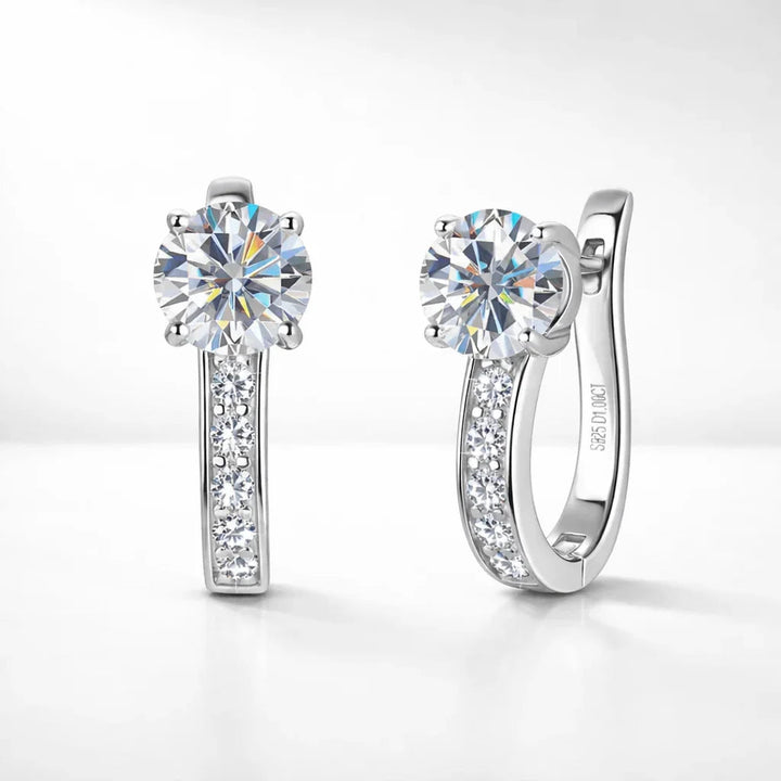 Louise | Huggie Earrings in Moissanite Kanal