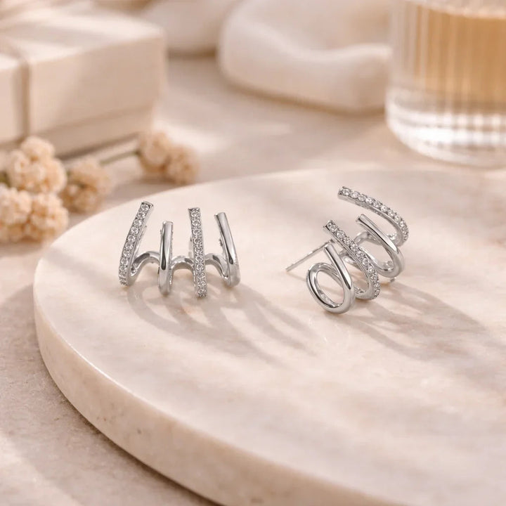 Yasmin | Claw-style earrings with zirconia