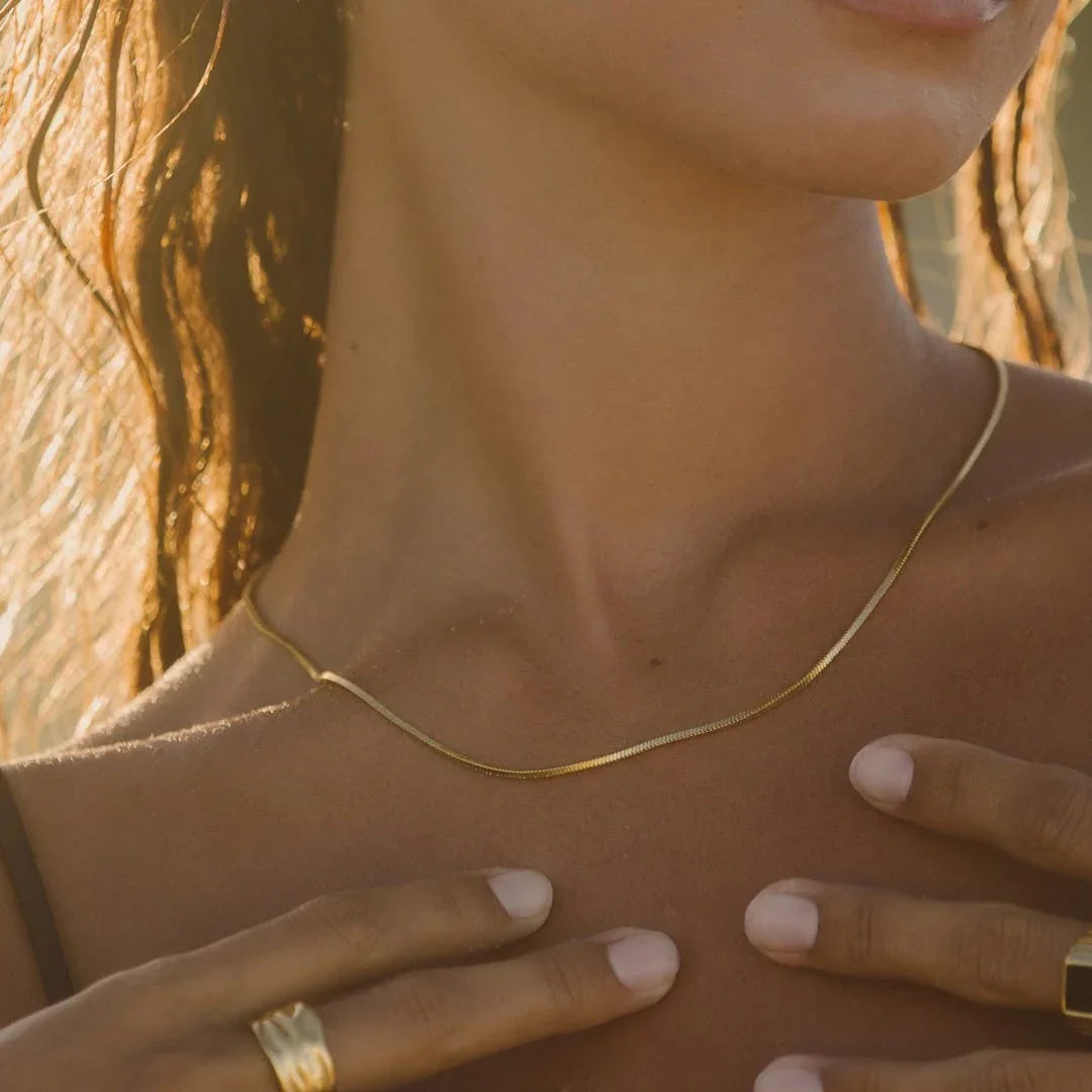 Céleste | Square Snake Choker in Gold