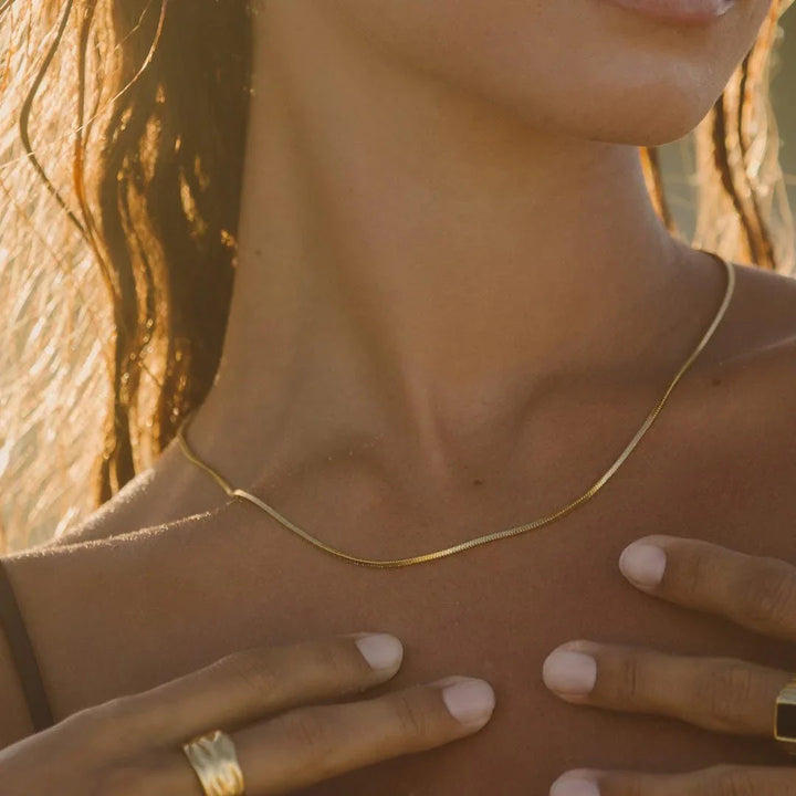 Céleste | Square Snake Choker in Gold