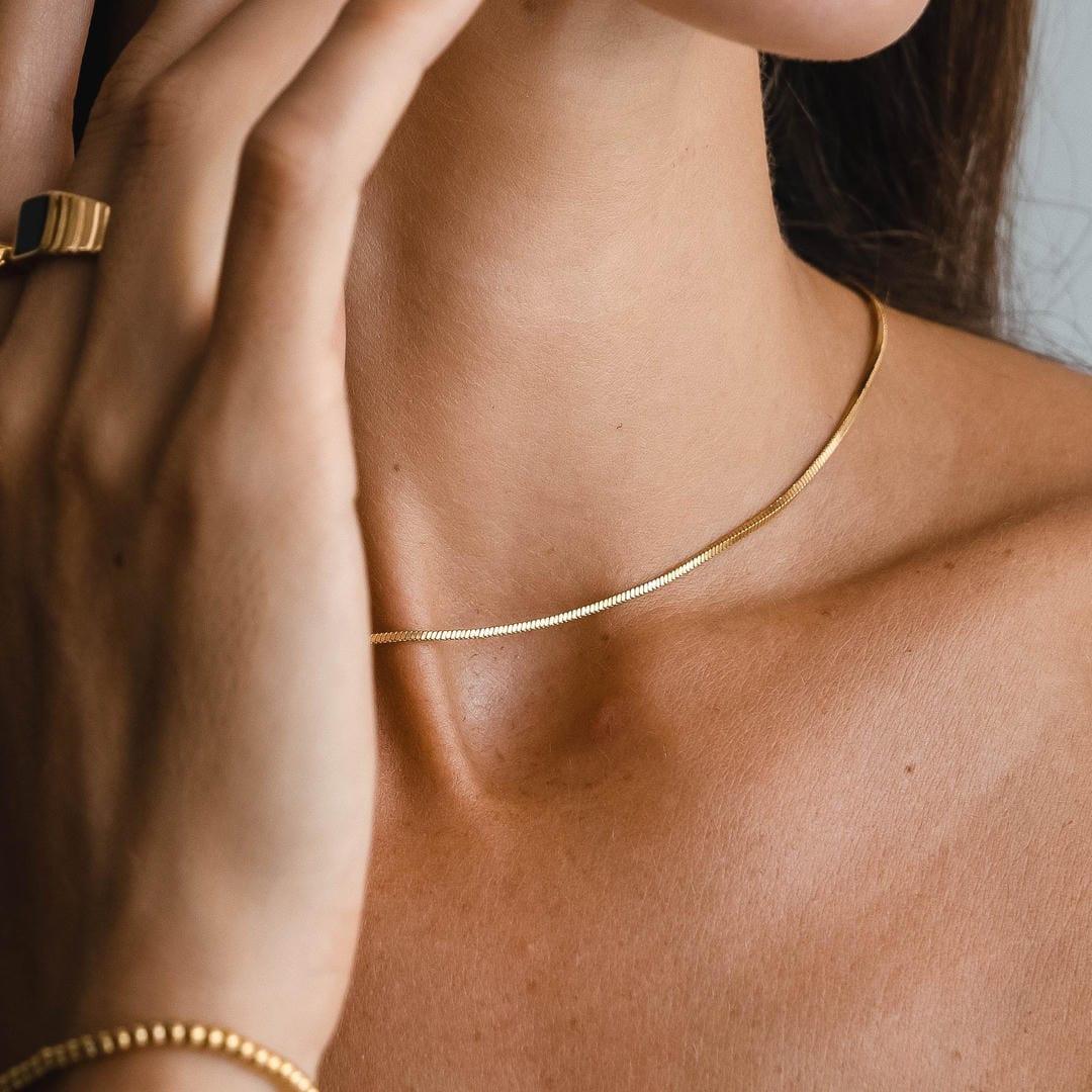 Céleste | Square Snake Choker in Gold